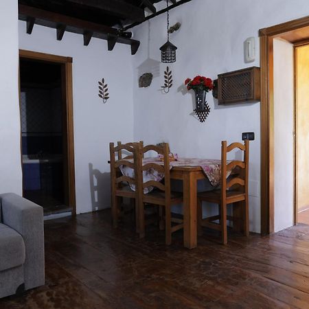 Casonas De Marengo Guest House อิคอดเดลอสวินอส ภายนอก รูปภาพ
