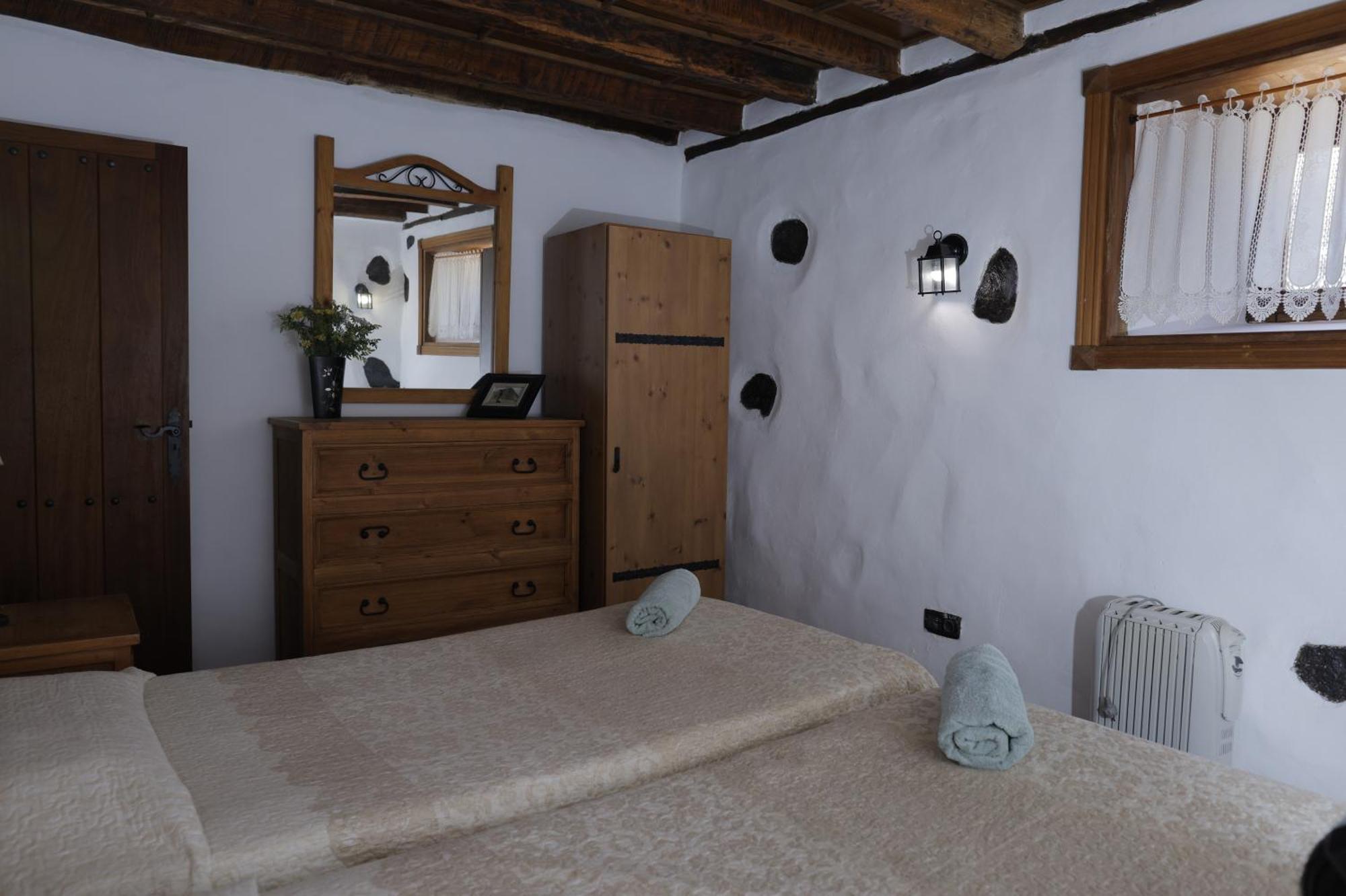 Casonas De Marengo Guest House อิคอดเดลอสวินอส ภายนอก รูปภาพ