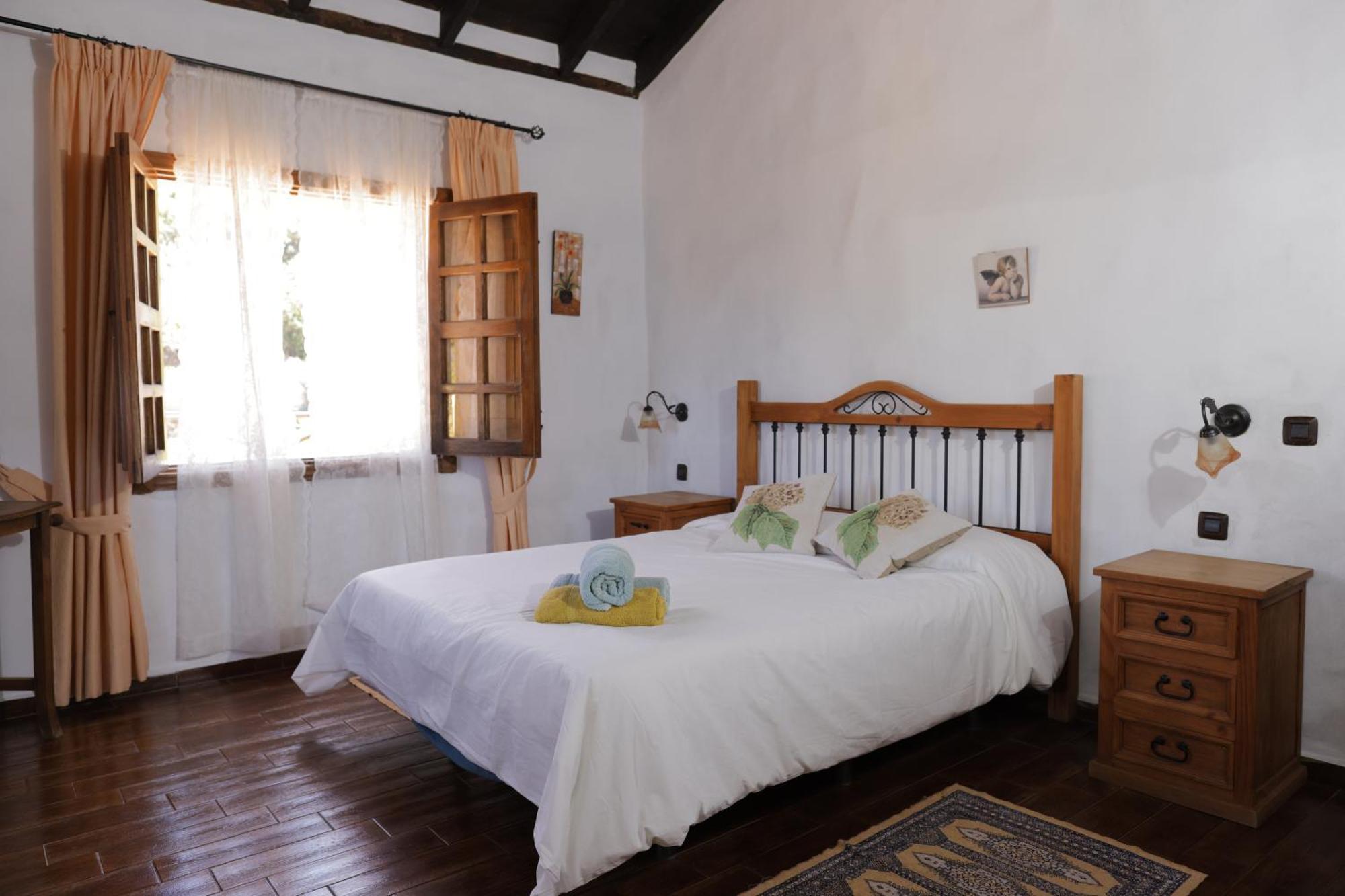 Casonas De Marengo Guest House อิคอดเดลอสวินอส ภายนอก รูปภาพ