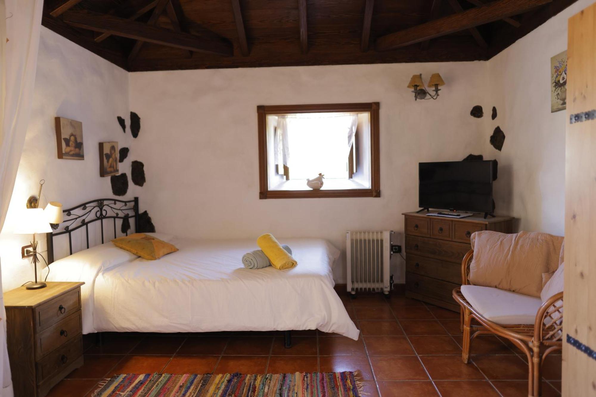 Casonas De Marengo Guest House อิคอดเดลอสวินอส ภายนอก รูปภาพ