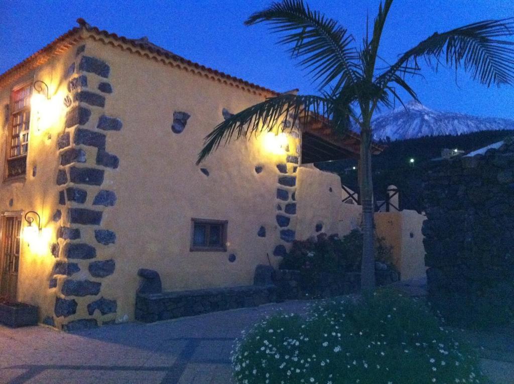 Casonas De Marengo Guest House อิคอดเดลอสวินอส ภายนอก รูปภาพ